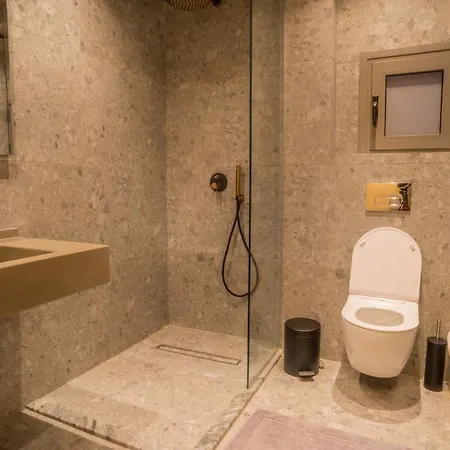 Seven Keys Luxury Apartment