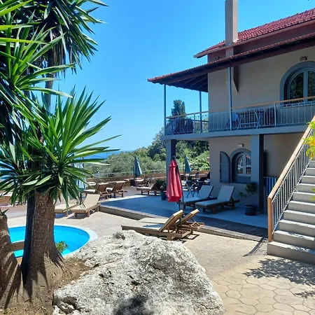 Seven Keys Luxury Apartment